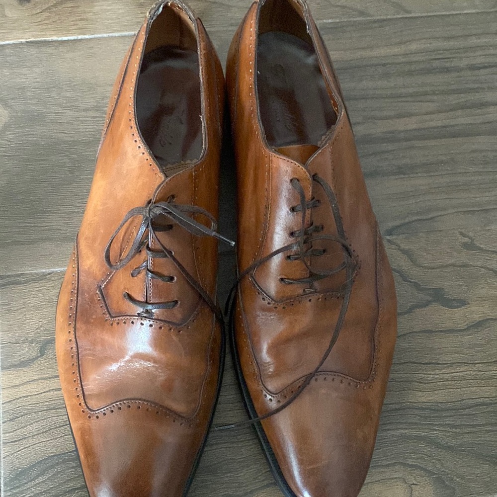 Men’s shoes
